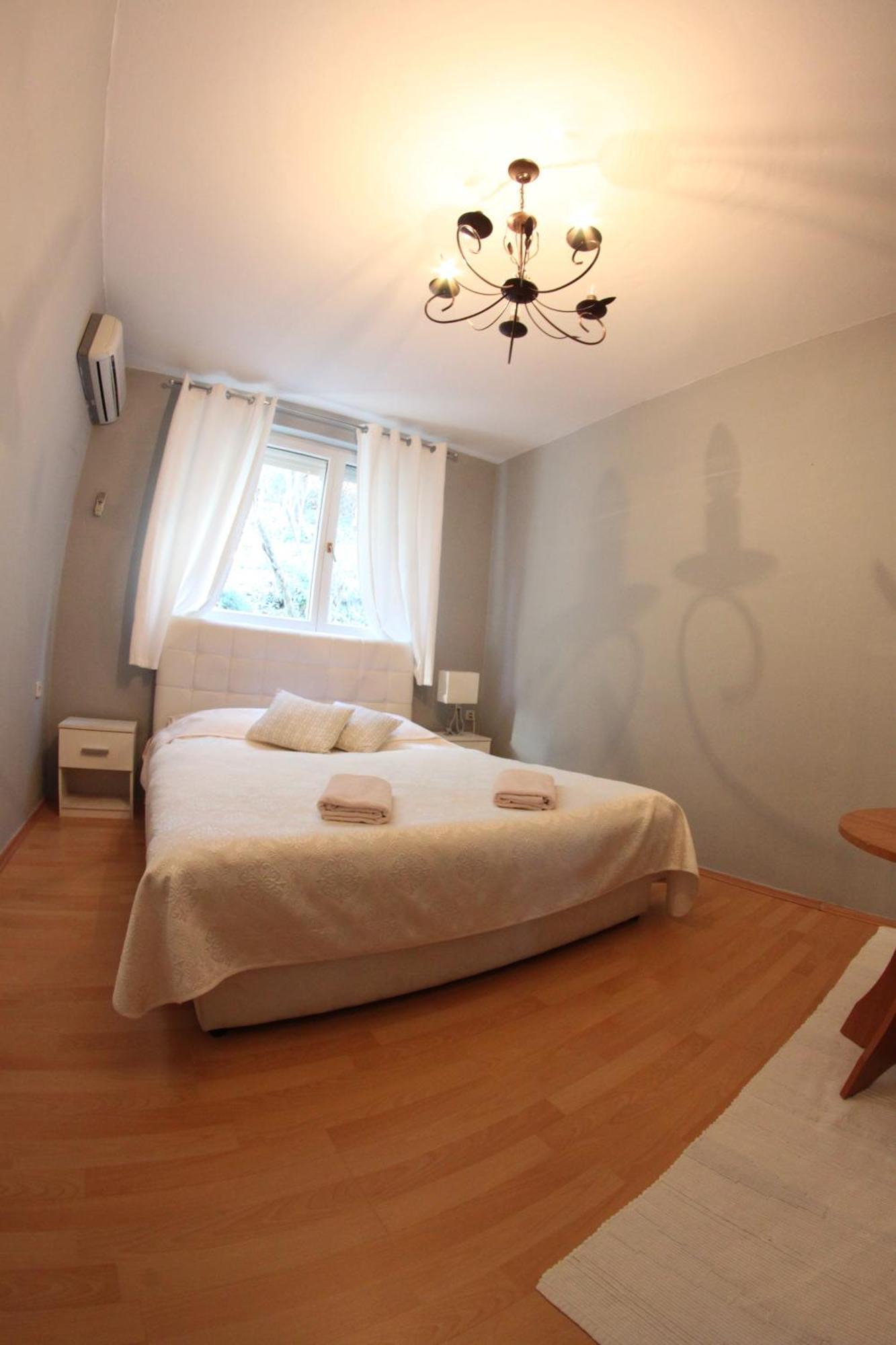 Hostel Nina Mostar Eksteriør billede